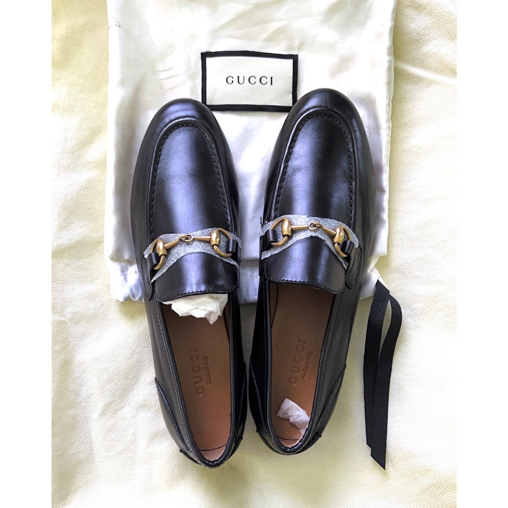 Brand new. Gucci Betis Glamour Nero w/ Dust bag Size: 34.5 fit US size: 5 or 5.5